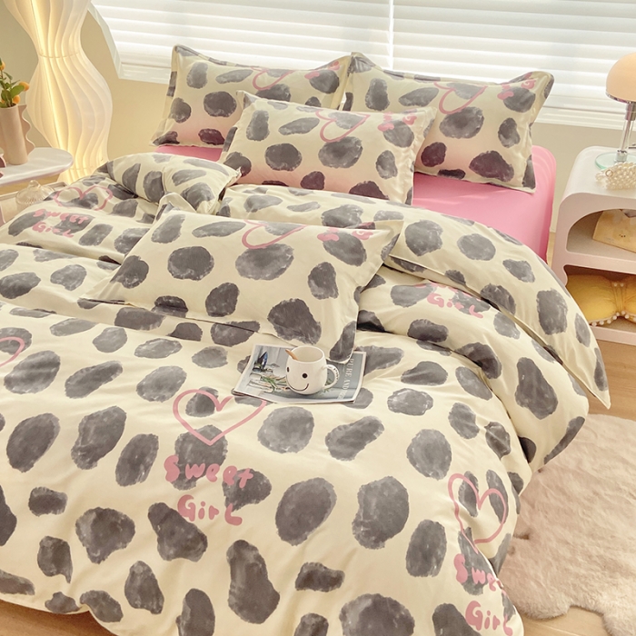 91家纺网 家纺一手货源 找家纺 楠沐 2025年新款亲肤水洗棉磨毛单被套 蜜桃奶牛