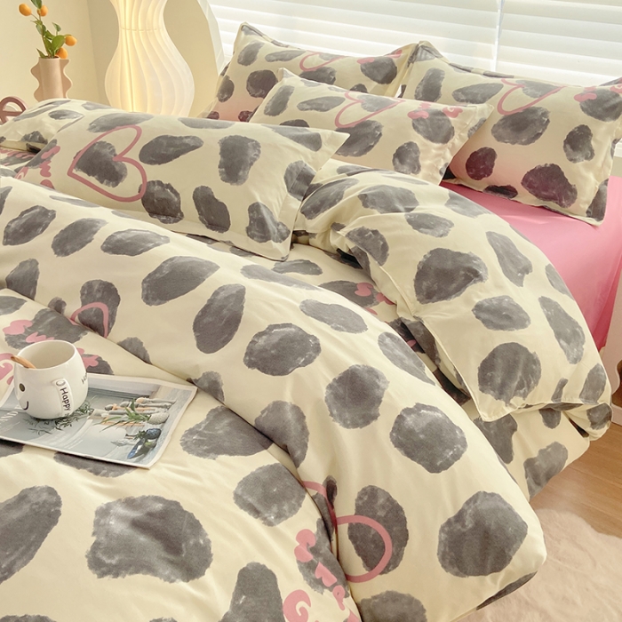 91家纺网 家纺一手货源 找家纺 楠沐 2025新款亲肤水洗棉磨毛四件套 蜜桃奶牛