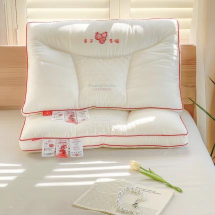 91家纺网 家纺一手货源 找家纺 (总) 歌历斯家纺 2023新款红石榴婚庆枕枕头枕芯