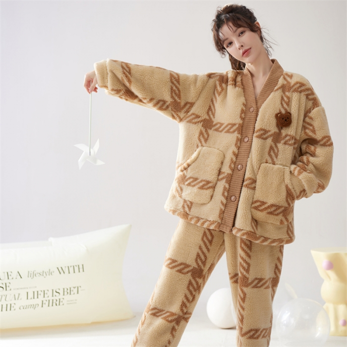 91家纺网 家纺一手货源 找家纺 洛兰沙 2023新款家居服W022