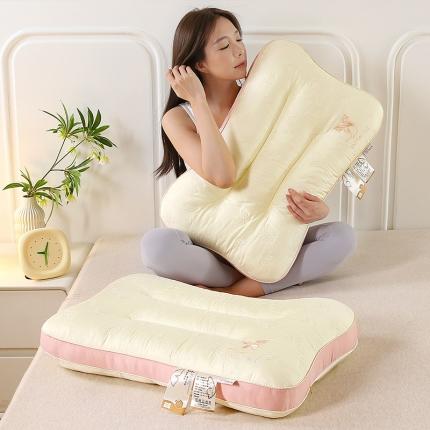 91家纺网 家纺一手货源 找家纺 (总) 梦叶草 2023新款花香蝶舞枕头枕芯