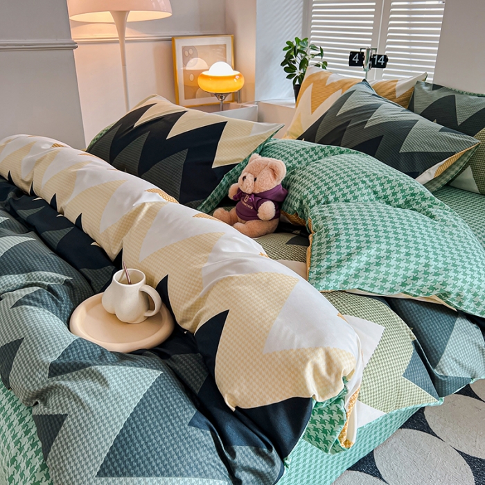 91家纺网 家纺一手货源 找家纺 维娜斯 2023新款亲肤棉水洗棉印花单被套 小波浪