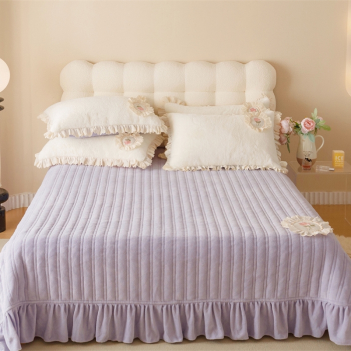 91家纺网 家纺一手货源 找家纺 胜权 AB版仿兔绒牛奶绒加厚韩国绒刺绣夹棉床盖单件保暖三件套 花茜紫