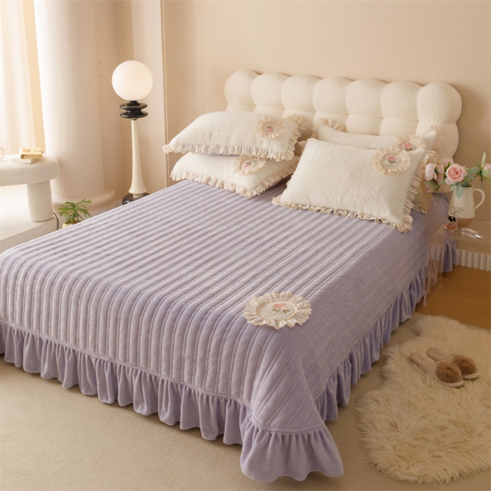 91家纺网 家纺一手货源 找家纺 胜权 AB版仿兔绒牛奶绒加厚韩国绒刺绣夹棉床盖单件保暖三件套 花茜紫