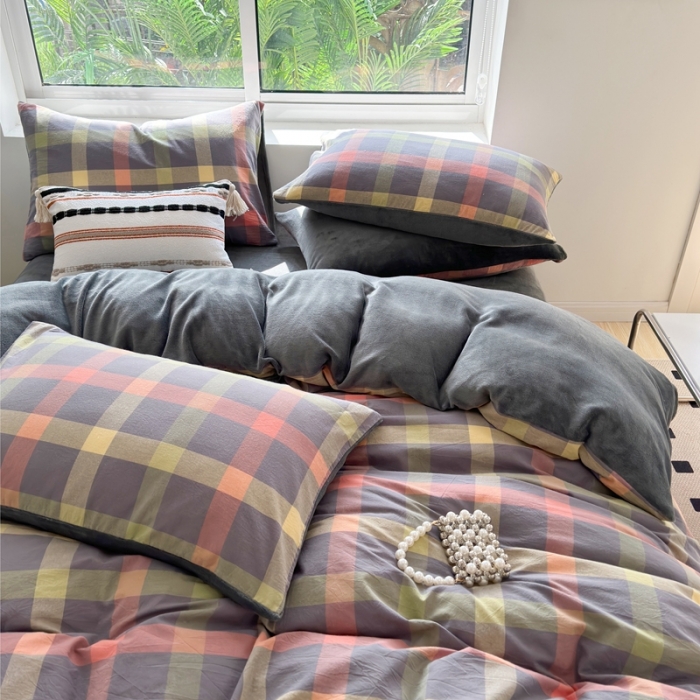 91家纺网 家纺一手货源 找家纺 三沁 2023新款全棉水洗棉加绒四件套 棉绒-彩格灰