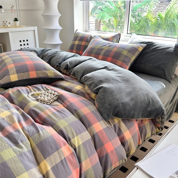 91家纺网 家纺一手货源 找家纺 三沁 2023新款全棉水洗棉加绒四件套 棉绒-彩格灰