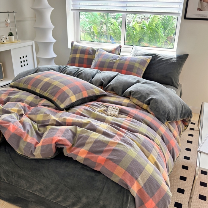 91家纺网 家纺一手货源 找家纺 三沁 2023新款全棉水洗棉加绒四件套 棉绒-彩格灰