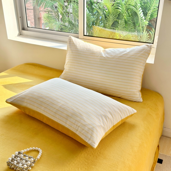 91家纺网 家纺一手货源 找家纺 三沁 2023新款全棉水洗棉加绒四件套 棉绒-奶油黄条