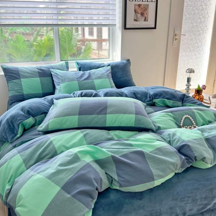 91家纺网 家纺一手货源 找家纺 三沁 2023新款全棉水洗棉加绒四件套 棉绒-雅典绿大格