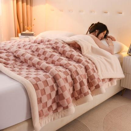 91家纺网 家纺一手货源 找家纺 印季家纺 2024新款泰迪绒兔毛绒格子毛毯 豆沙