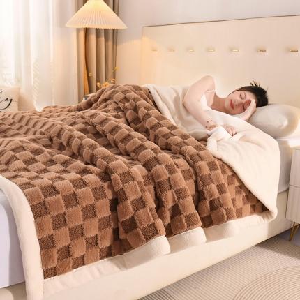 91家纺网 家纺一手货源 找家纺 （总）印季家纺 2024新款泰迪绒兔毛绒格子毛毯