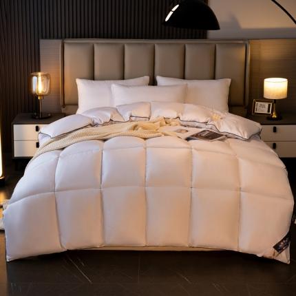 91家纺网 家纺一手货源 找家纺 壹张床 2025新款亲肤羽丝绒冬被 白色