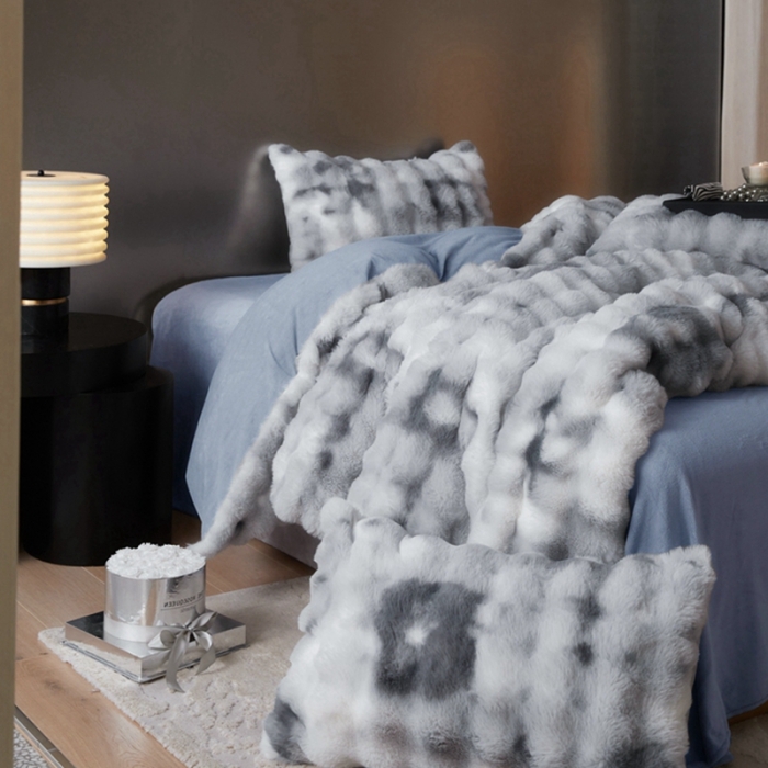 91家纺网 家纺一手货源 找家纺 金奇达家纺 2024秋冬保暖加厚绒类皮草绒四件套-【布拉格】系列 布拉格蓝灰