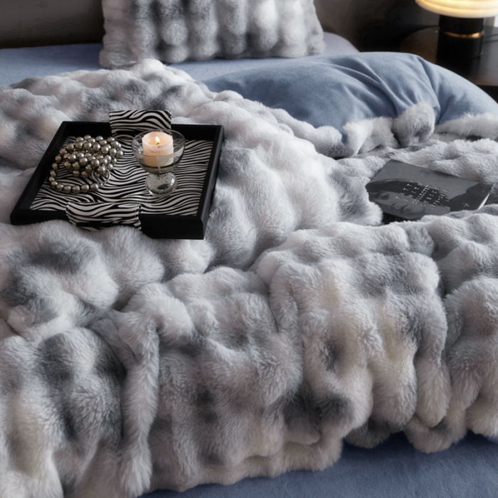 91家纺网 家纺一手货源 找家纺 金奇达家纺 2024秋冬保暖加厚绒类皮草绒四件套-【布拉格】系列 布拉格蓝灰