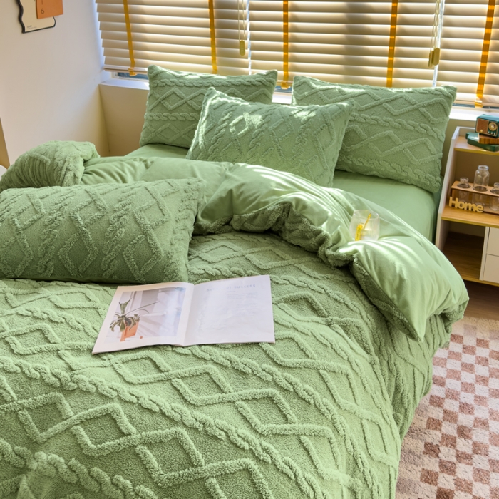 91家纺网 家纺一手货源 找家纺 潮邦创意家居 2025新款跑量款塔芙绒宝宝绒四件套 豆绿
