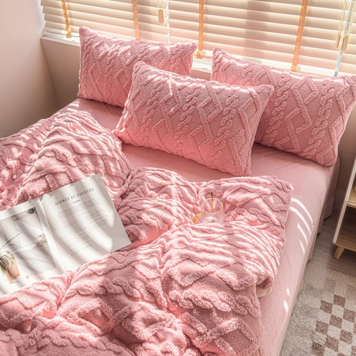 91家纺网 家纺一手货源 找家纺 潮邦创意家居 2025新款跑量款塔芙绒宝宝绒四件套 粉红