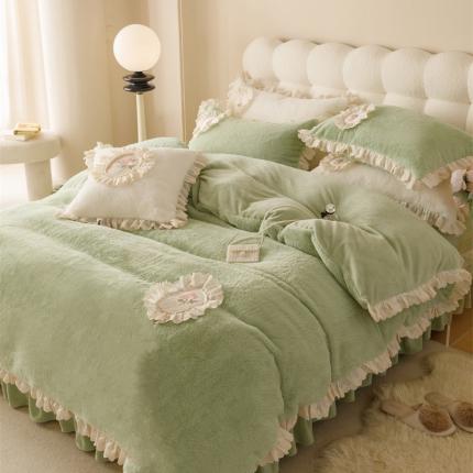 91家纺网 家纺一手货源 找家纺 胜权 新款AB版仿兔绒牛奶绒加厚韩国绒刺绣夹棉床盖四件套 抹茶绿