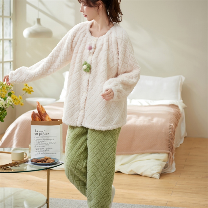 91家纺网 家纺一手货源 找家纺 洛兰沙 2023新款家居服W031