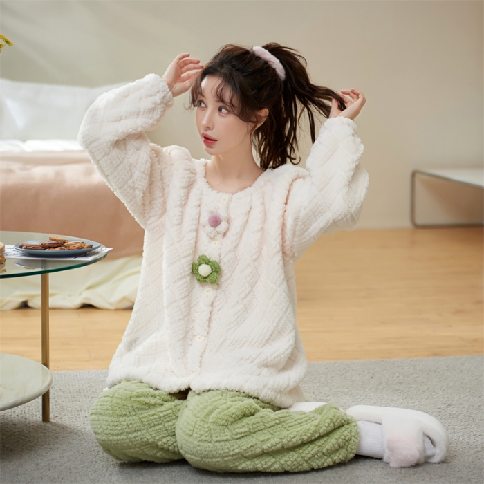 91家纺网 家纺一手货源 找家纺 洛兰沙 2023新款家居服W031