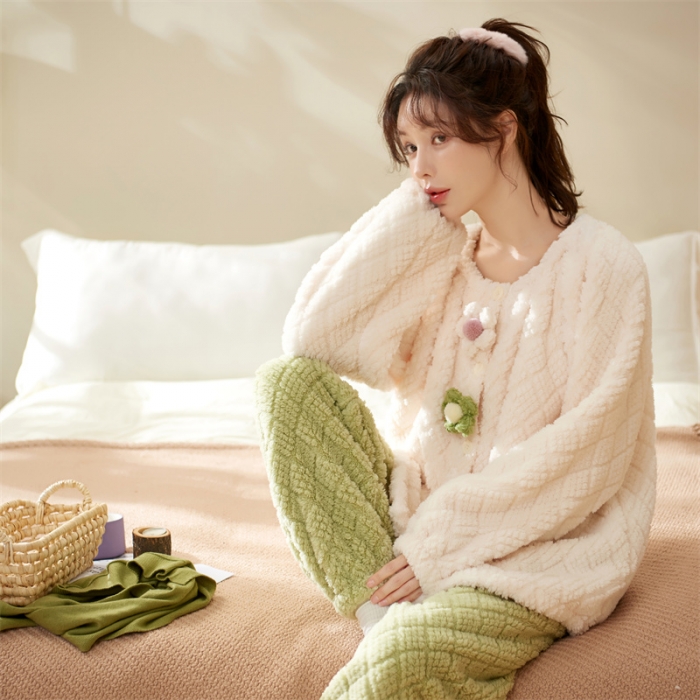 91家纺网 家纺一手货源 找家纺 洛兰沙 2023新款家居服W031