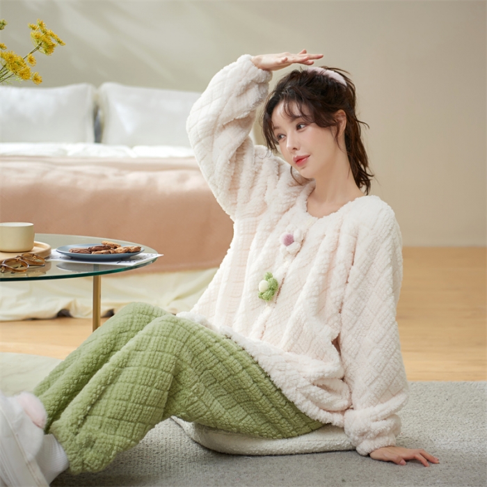 91家纺网 家纺一手货源 找家纺 洛兰沙 2023新款家居服W031