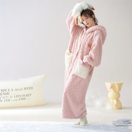 91家纺网 家纺一手货源 找家纺 洛兰沙 2023新款家居服W038