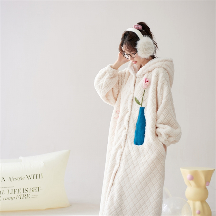 91家纺网 家纺一手货源 找家纺 洛兰沙 2023新款家居服W039