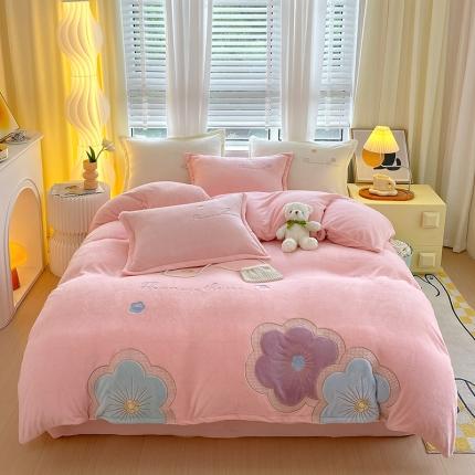 91家纺网 家纺一手货源 找家纺 （总）凡客家居 2023新款牛奶绒贴布绣四件套学生宿舍三件套