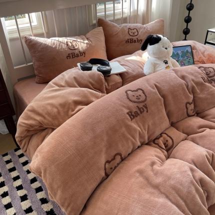91家纺网 家纺一手货源 找家纺 （总）红嘴企鹅 2025新款牛奶绒四件套