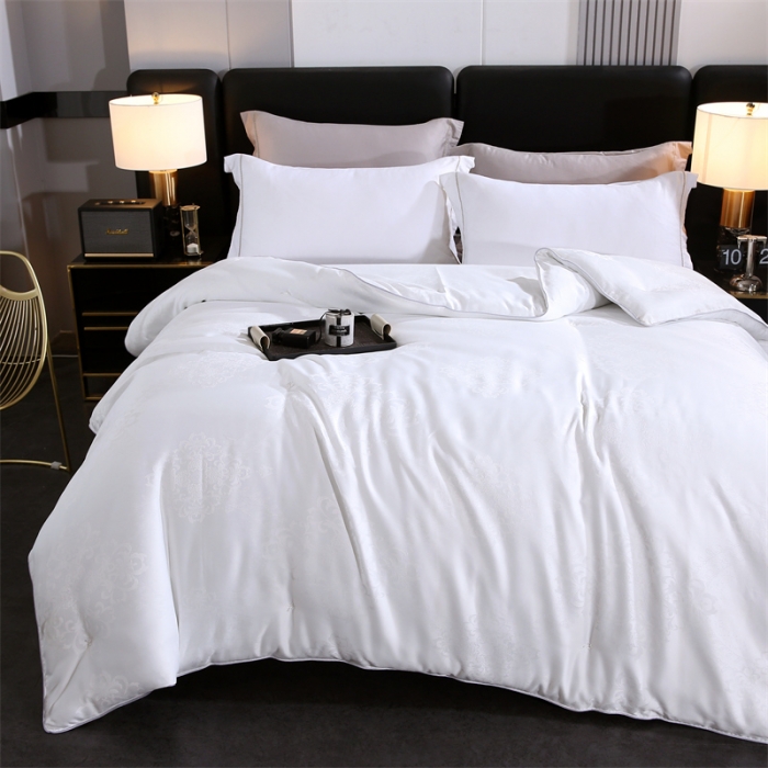 91家纺网 家纺一手货源 找家纺 恒鑫家纺 2023新款提花蚕丝被春秋被保暖被子被芯冬被子母被 月光白