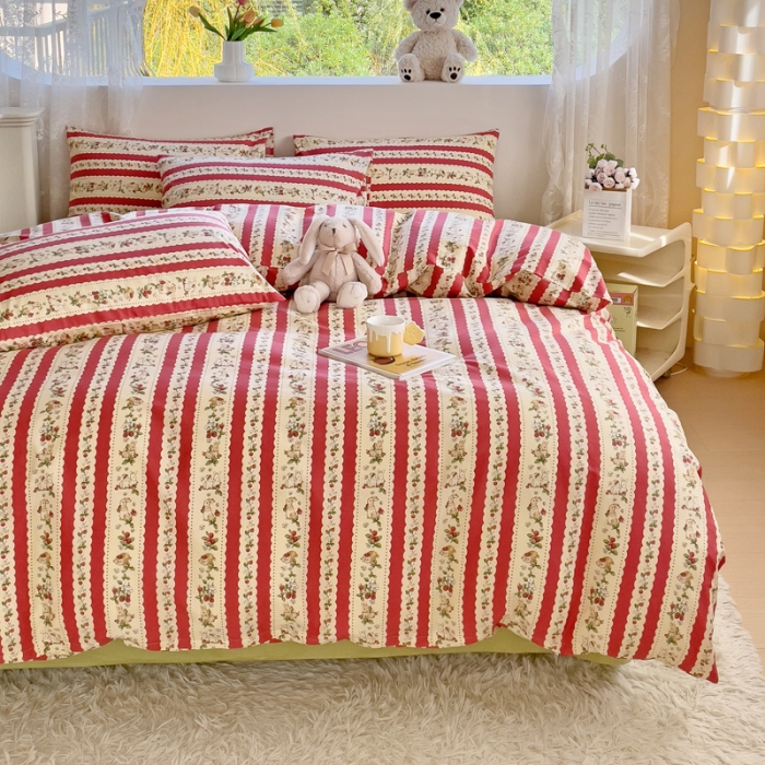 91家纺网 家纺一手货源 找家纺 金丝鸟 2023新款全棉可爱卡通印花小清新四件套-第二批 欢乐草莓兔