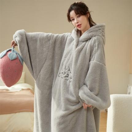 91家纺网 家纺一手货源 找家纺 洛兰沙 2023新款家居服W051