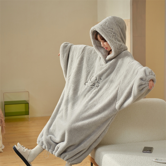 91家纺网 家纺一手货源 找家纺 洛兰沙 2023新款家居服W051