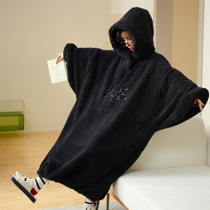 91家纺网 家纺一手货源 找家纺 洛兰沙 2023新款家居服W053