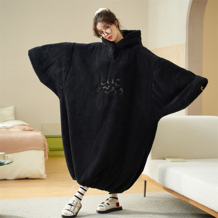 91家纺网 家纺一手货源 找家纺 洛兰沙 2023新款家居服W053