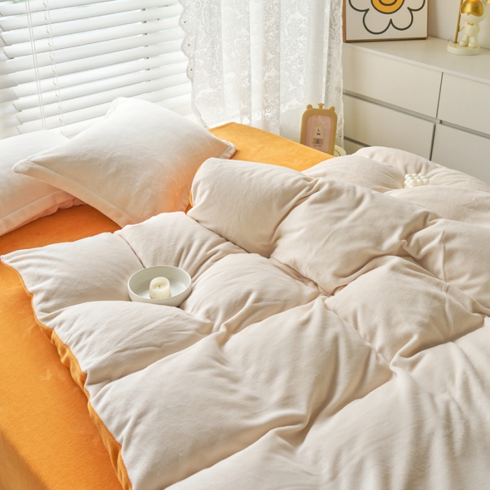 91家纺网 家纺一手货源 找家纺 慕晨 2023新款纯色牛奶绒双拼四件套 奶白+爱玛橙