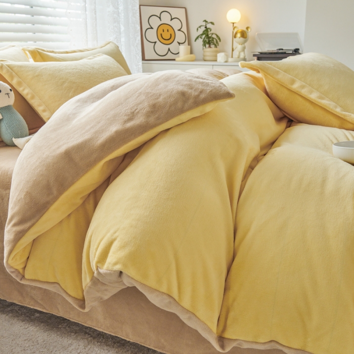 91家纺网 家纺一手货源 找家纺 慕晨 2023新款纯色牛奶绒双拼四件套 奶黄+奶咖