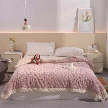 91家纺网 家纺一手货源 找家纺 （总）家维 2025年新款兔毛绒安抚豆豆被冬被宝宝绒豆豆被被子