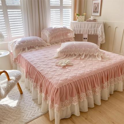 网红馆 2025新款牛奶雕花绒床裙花间浪漫 嫩粉色