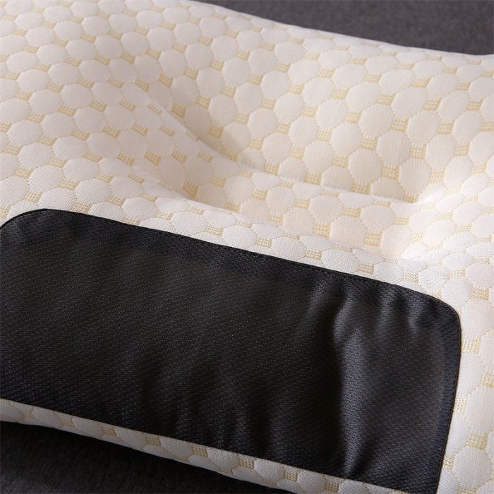 91家纺网 家纺一手货源 找家纺 赛格时代家居 2023新款针织水立方护颈枕