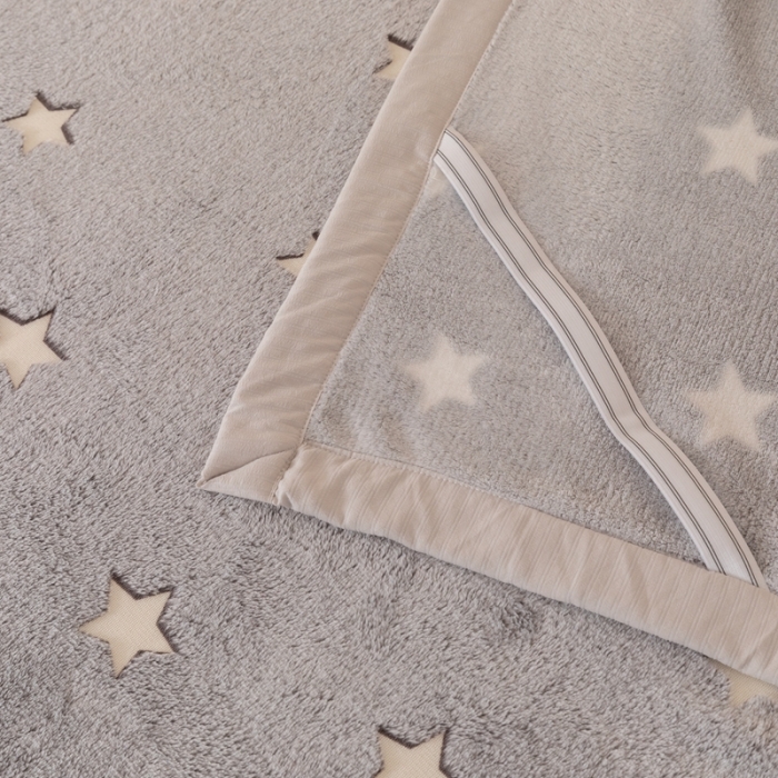 91家纺网 家纺一手货源 找家纺 （总）紫碧螺 2023新款双面法莱绒夜光韩版床盖床褥盖毯