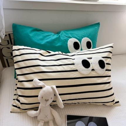 91家纺网 家纺一手货源 找家纺 （总）百寐 2023新款混搭毛巾绣大眼睛13372全棉枕套多巴胺组合