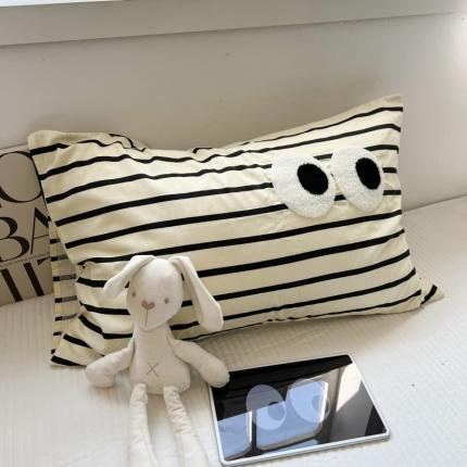 91家纺网 家纺一手货源 找家纺 （总）百寐 2023新款混搭毛巾绣大眼睛13372全棉枕套多巴胺组合