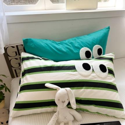 91家纺网 家纺一手货源 找家纺 （总）百寐 2023新款混搭毛巾绣大眼睛13372全棉枕套多巴胺组合