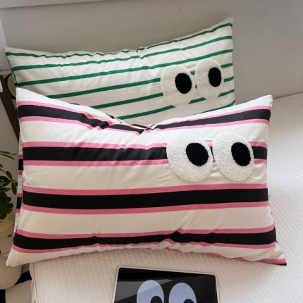 91家纺网 家纺一手货源 找家纺 （总）百寐 2023新款混搭毛巾绣大眼睛13372全棉枕套多巴胺组合