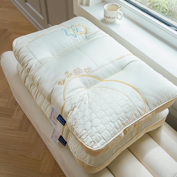 91家纺网 家纺一手货源 找家纺 2024新款 枕在头下 香在梦里 还原吐司的软嘭嘭