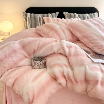 91家纺网 家纺一手货源 找家纺 锦禾穗 2023新款丹麦貂绒兔绒四件套秘境系列 卡曼-樱粉