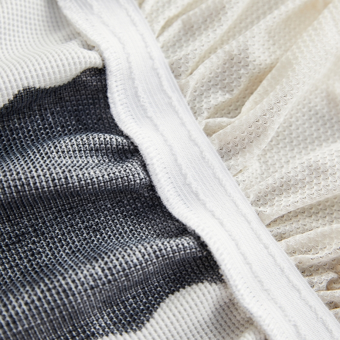 91家纺网 家纺一手货源 找家纺 丝绮鹿 2023新款针织柔肤格沙发床套裙边款 黑白格