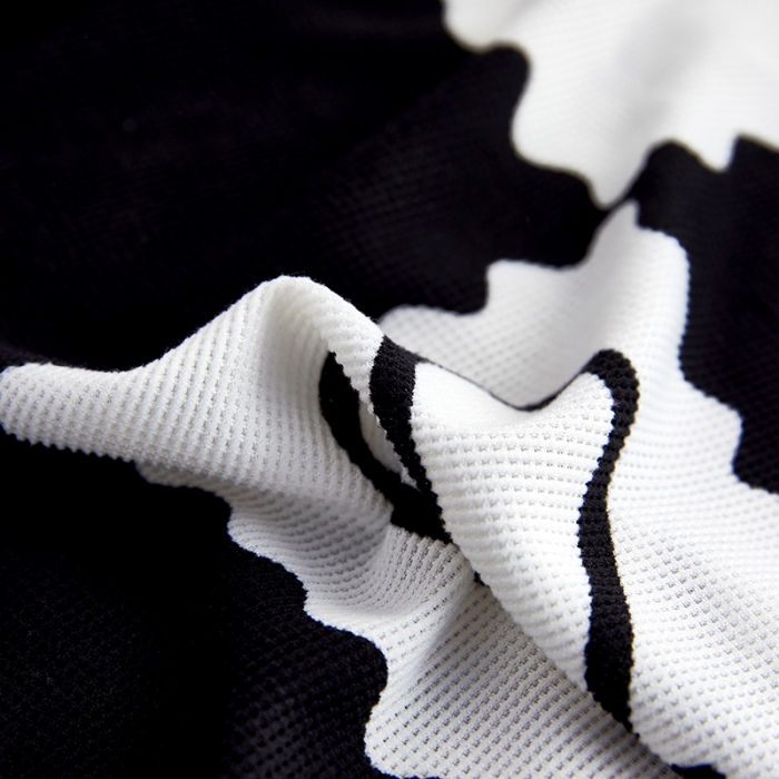 91家纺网 家纺一手货源 找家纺 丝绮鹿 2023新款针织柔肤格沙发套（裙边款） 黑白格