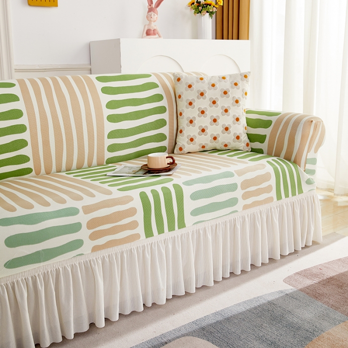 91家纺网 家纺一手货源 找家纺 丝绮鹿 2023新款针织柔肤格沙发套（裙边款） 米绿条纹